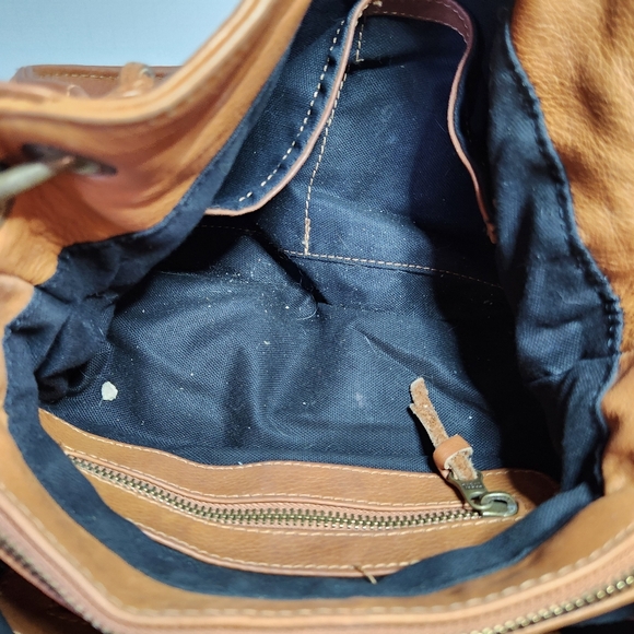 Wanderers Travel Co Tan Leather Hand Shoulder Bag - Picture 7 of 9